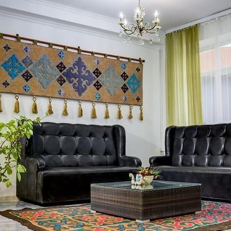 Olive hotel Kochkor Exteriér fotografie